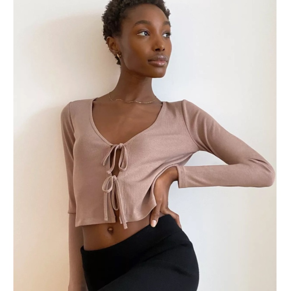 Wilfred Free ONLY TIE-FRONT LONGSLEEVE Aritzia US